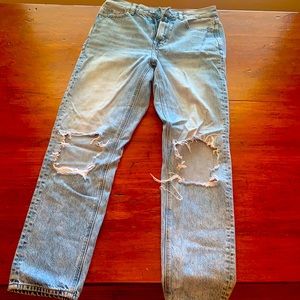 American eagle ripped jeans